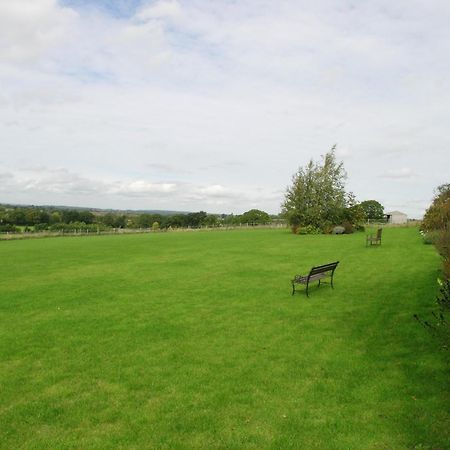 Abbotts Ball Farm Potterne 外观 照片